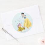 Snow White And Dopey Bubbles Classic Round Sticker