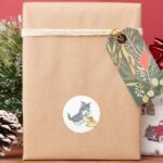 Tom And Jerry Feed The Cat Classic Round Sticker