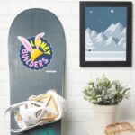 BUGS BUNNY BUILDERS™ Hard Hat Scalloped Logo Sticker