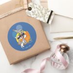 BUGS BUNNY™ Singaporean Vacation Graphic Classic Round Sticker