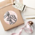 BUGS BUNNY™ Thinker Light Pink Classic Round Sticker