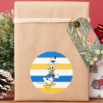 Donald Duck Surprise Classic Round Sticker