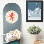 GRYFFINDOR™ Red Lion House Pride Badge Sticker