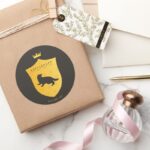 Gold HUFFLEPUFF™ Crowned Crest Classic Round Sticker