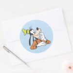 Goofy Thinking Classic Round Sticker