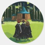 HARRY POTTER™ Ron Hermione At Hagrids Hut Classic Round Sticker