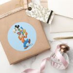 Mickey And Friends Mickey Decorating The Tree Classic Round Sticker