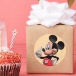 Mickey Mouse Clubhouse Pointing Classic Round Sticker