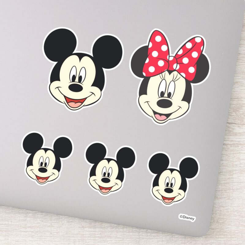 Mickey Minnie Family Of 5 Sticker