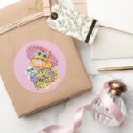 Miss Piggy Holding Puppy Classic Round Sticker