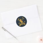 Ornate HUFFLEPUFF™ House Crest Classic Round Sticker