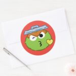 Oscar Face Throwing A Kiss Classic Round Sticker