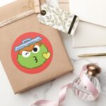 Oscar Face Throwing A Kiss Classic Round Sticker