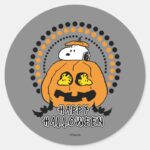 Peanuts Happy Halloween Classic Round Sticker