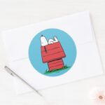 Peanuts Snoopy Napping Classic Round Sticker
