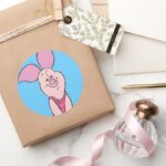 Piglet 3 Classic Round Sticker