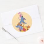 Pooh Friends 8 Classic Round Sticker
