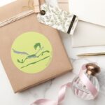 ROAD RUNNER™ Going Fast Classic Round Sticker