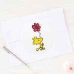 Snoopy So Sweet Flower Classic Round Sticker