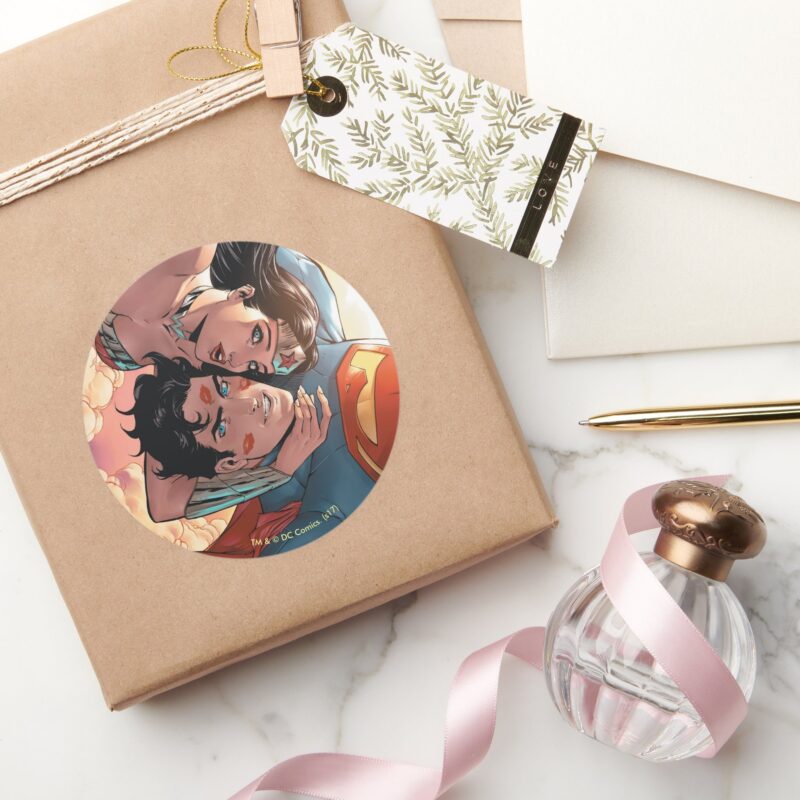 Superman Wonder Woman Comic Cover 11 Variant Classic Round Sticker