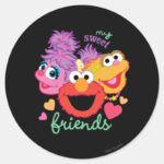 Sweet Best Friends Characters Classic Round Sticker