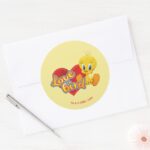 TWEETY™ Love Bird Classic Round Sticker