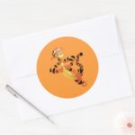 Tigger 6 Classic Round Sticker