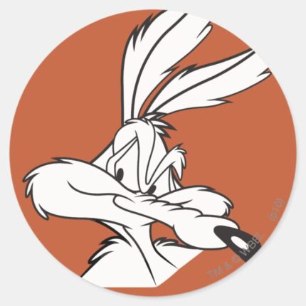 WILE E. COYOTE™ Looking Sneaky Classic Round Sticker